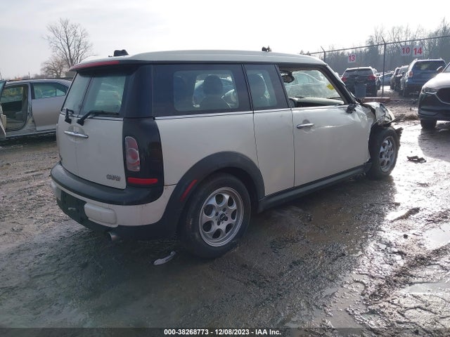 2014 MINI CLUBMAN WMWZF3C57ET492933 Photo 3