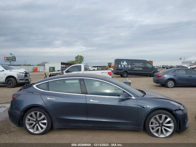 5YJ3E1EA6JF053097 Tesla MODEL 3