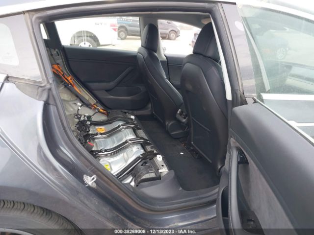 5YJ3E1EA6JF053097 Tesla MODEL 3