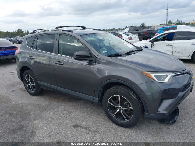 2016 TOYOTA RAV4 LE VIN: JTMZFREV6GJ061033