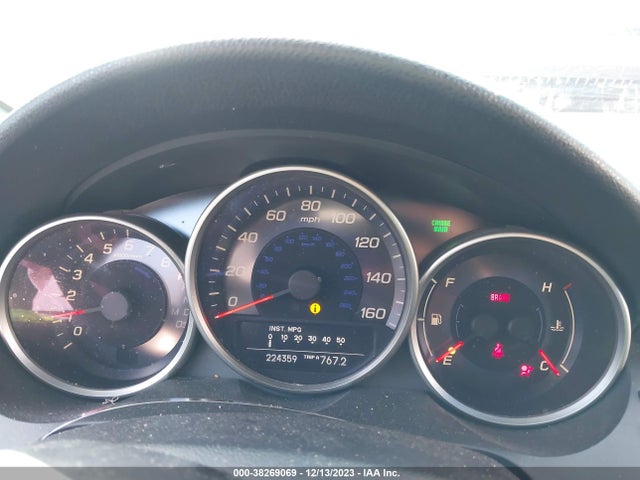 2005 ACURA RL 3.5 VIN: JH4KB16585C004944