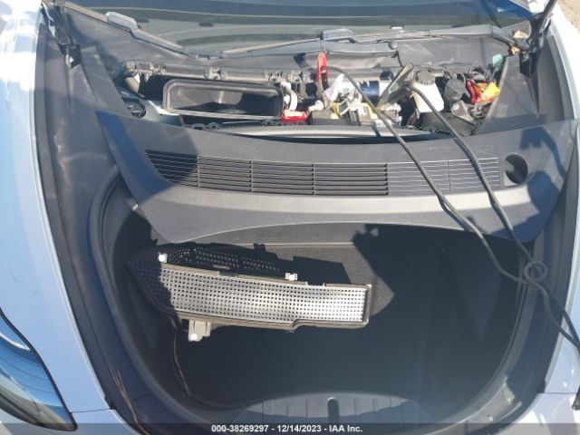 5YJ3E1EB9JF181455 Tesla Model 3 Long Range/performance