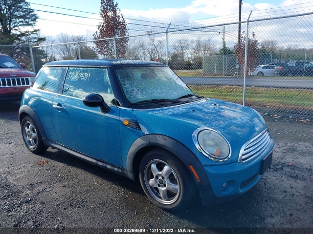 2009 MINI COOPER WMWMF335X9TU69839 Photo 0