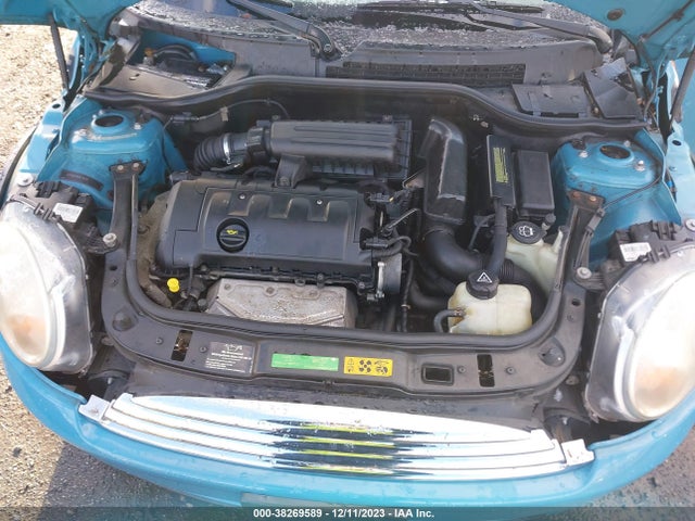 2009 MINI COOPER WMWMF335X9TU69839 Photo 9