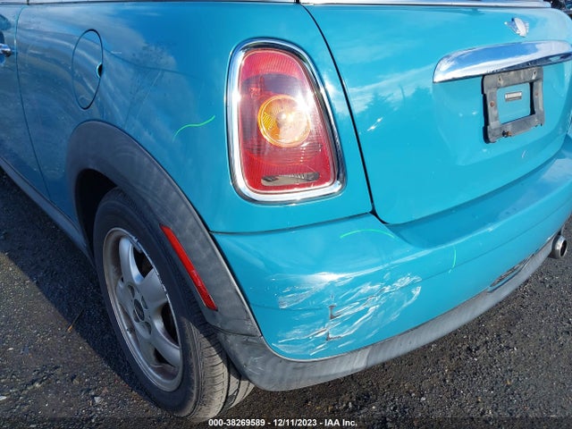 2009 MINI COOPER WMWMF335X9TU69839 Photo 5