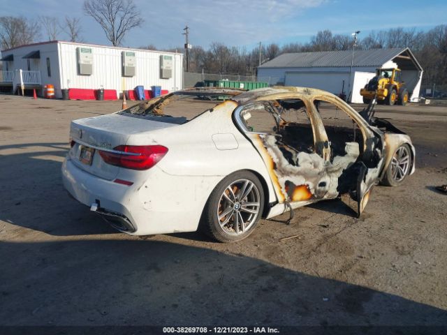 2019 BMW 7 SERIES WBA7E4C57KGV70339 Photo 3