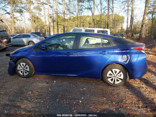 Toyota Prius Three 2017 JTDKARFU0H3527857 Image 14
