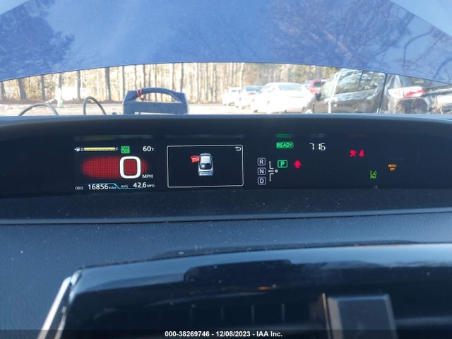 Toyota Prius Three 2017 JTDKARFU0H3527857 Image 7