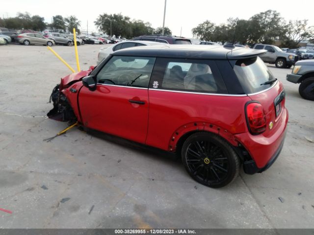 2022 MINI HARDTOP 2 DOOR WMW13DJ0XN2R89418 Photo 2