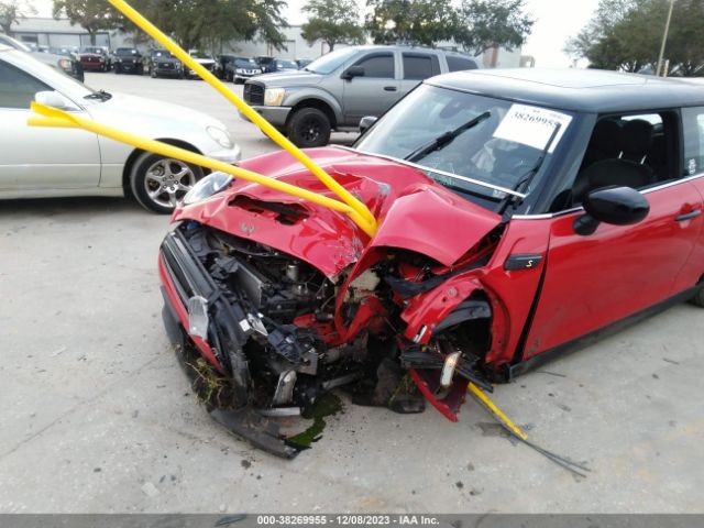 2022 MINI HARDTOP 2 DOOR WMW13DJ0XN2R89418 Photo 5