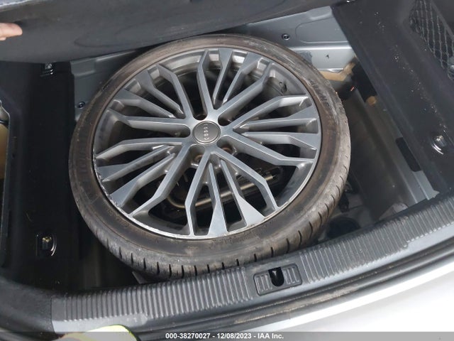 WAUC8AFCXJN055117 Audi A6 Premium/sport