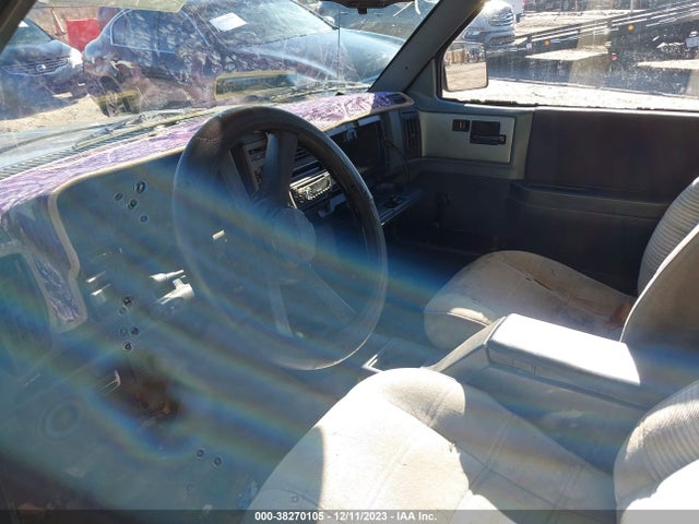 1993 CHEVROLET S TRUCK S10 VIN: 1GCCS19Z0P8190165