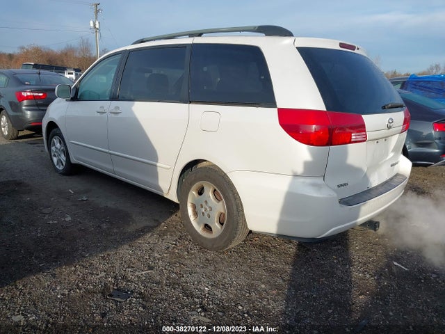 2004 TOYOTA SIENNA XLE VIN: 5TDZA22C24S080461
