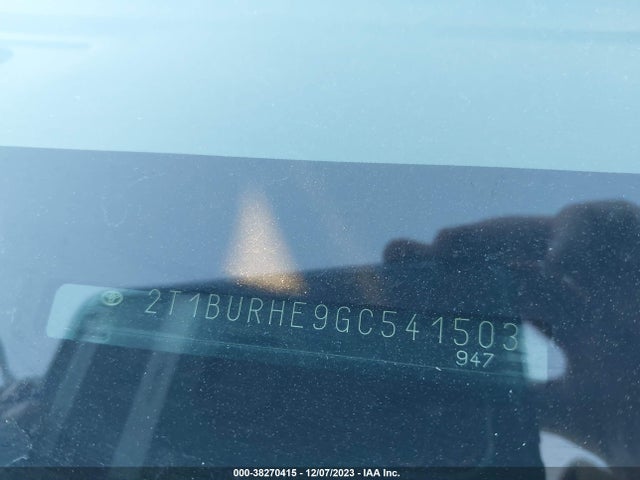 Toyota Corolla Le Plus 2016 2T1BURHE9GC541503 Image 9
