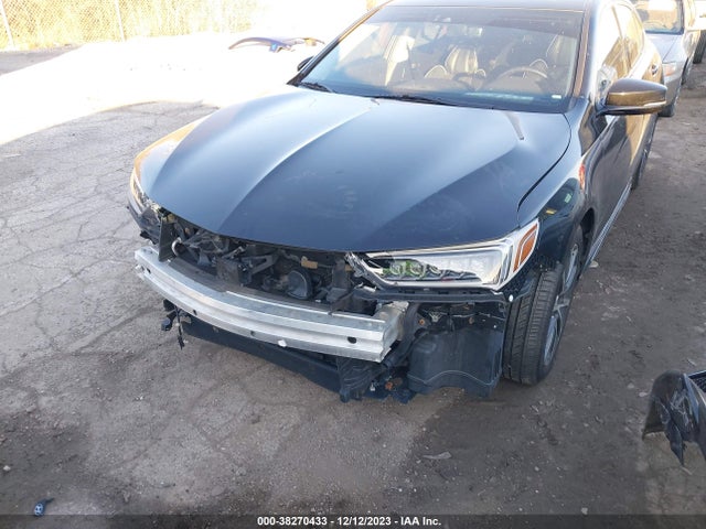 19UUB2F57JA007664 Acura TLX