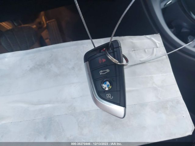 2018 BMW X1 WBXHU7C34J5H41364 Photo 10