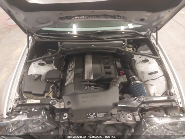 2004 BMW 3 SERIES WBAEU33484PR10760 Photo 9