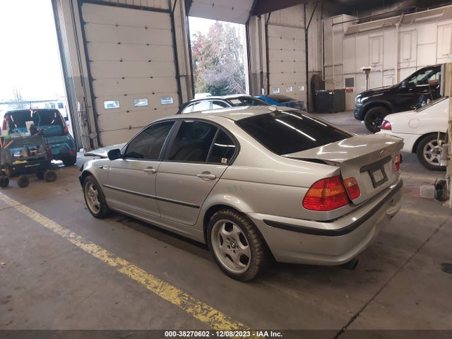 2004 BMW 3 SERIES WBAEU33484PR10760 Photo 2