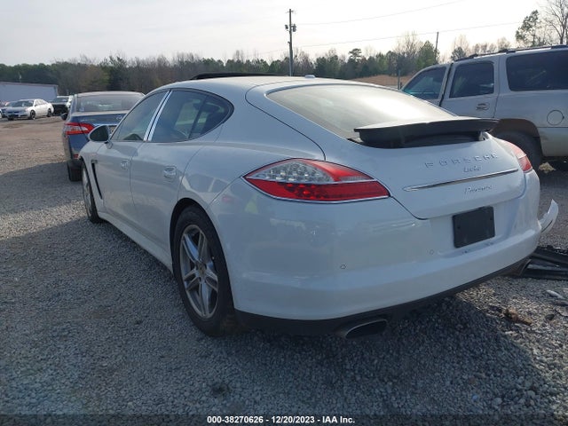 2013 PORSCHE PANAMERA WP0AA2A75DL012027 Photo 2