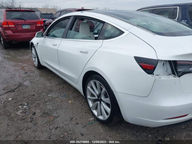 5YJ3E1EBXKF437832 Tesla Model 3 Long Range/performance