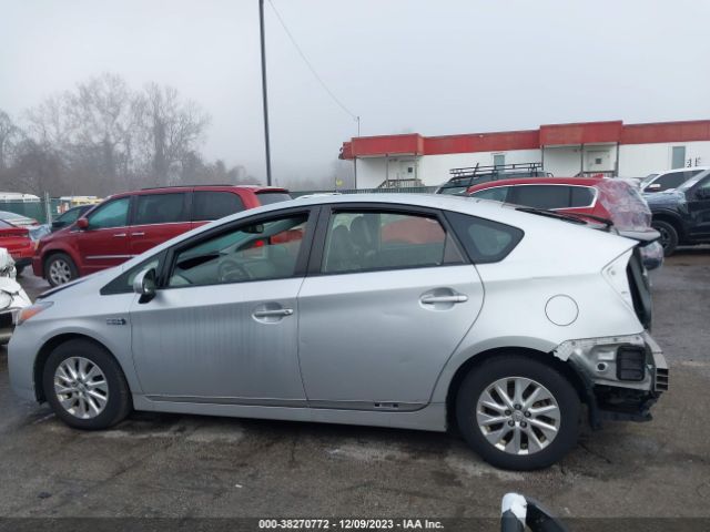 JTDKN3DP7F3069598 Toyota Prius Plug-in Advanced