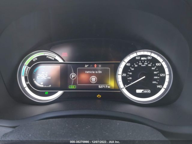 KNDCB3LC6K5258690 KIA NIRO LX