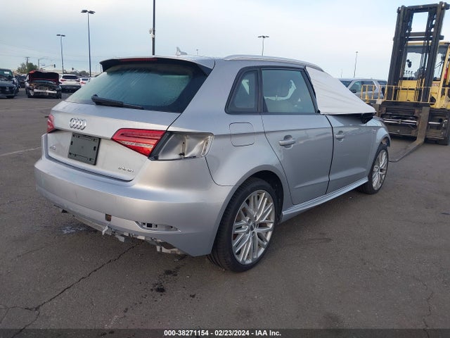 WAUUPBFF3JA058178 Audi A3 E-tron 1.4t Premium/1.4t Tech Premium