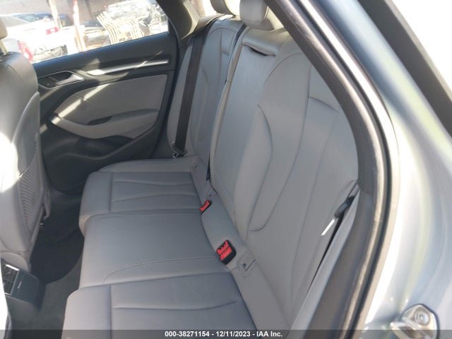 WAUUPBFF3JA058178 Audi A3 E-tron 1.4t Premium/1.4t Tech Premium