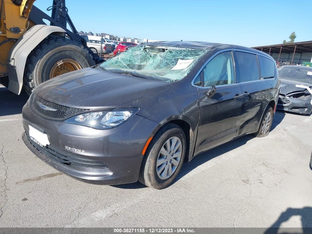 Chrysler PACIFICA L 2018 2C4RC1AGXJR121402 Image 2