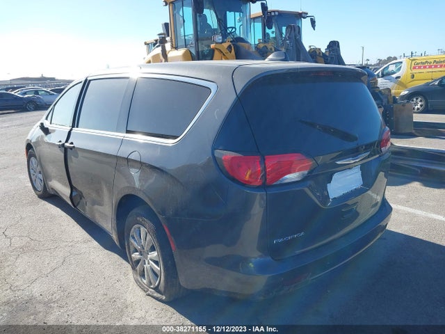 Chrysler PACIFICA L 2018 2C4RC1AGXJR121402 Image 3