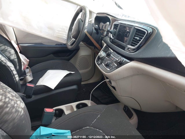 Chrysler PACIFICA L 2018 2C4RC1AGXJR121402 Image 5