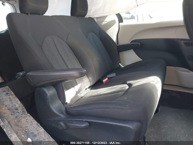 Chrysler PACIFICA L 2018 2C4RC1AGXJR121402 Image 8