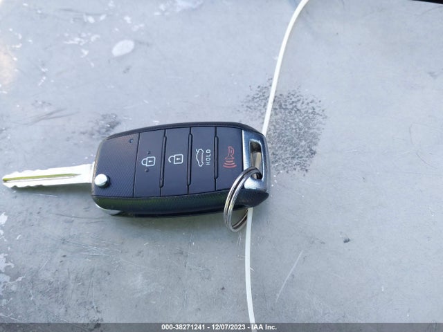 KIA FORTE LX 2018 3KPFK4A78JE255608 Image 11