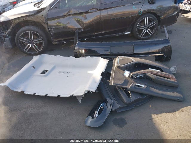 Chevrolet Suburban Premier 2017 1GNSCJKC8HR224211 Image 12