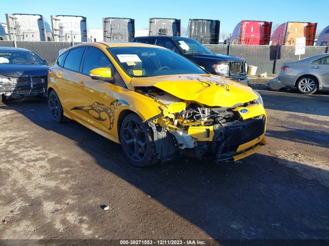 2013 FORD FOCUS ST VIN: 1FADP3L99DL126473