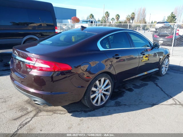 2015 JAGUAR XF SAJWA0F7XF8U82659 Photo 3