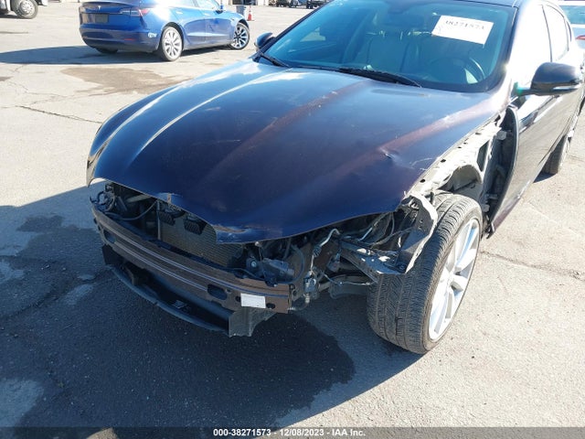 2015 JAGUAR XF SAJWA0F7XF8U82659 Photo 5