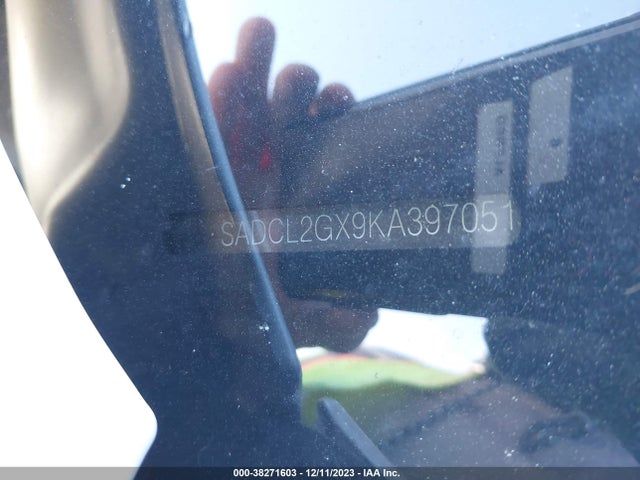 2019 JAGUAR F-PACE SADCL2GX9KA397051 Photo 8