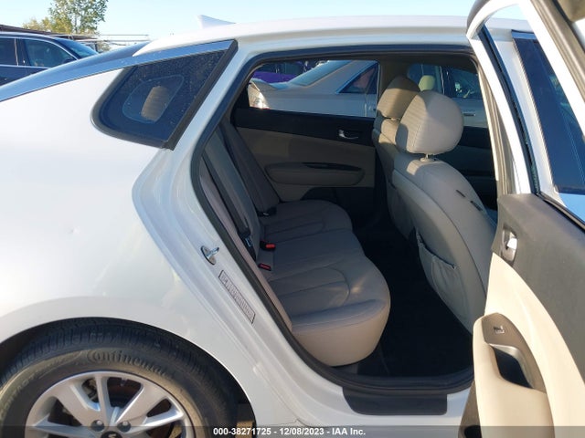 KIA Optima Lx 2018 5XXGT4L30JG203831 Image 8