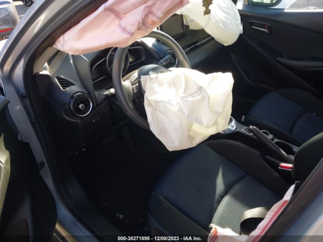 3MYDLBYV3HY161904 Toyota YARIS IA