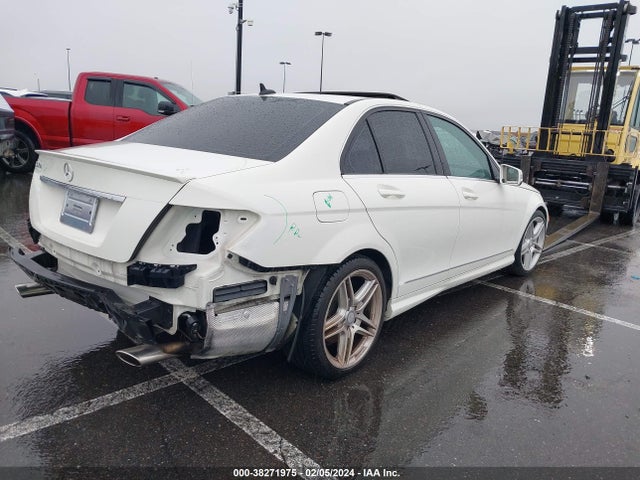 Aukcja sprzedaży 2011 Mercedes-benz C 350 Sport, vin: WDDGF5GB6BR136820, numer aukcji: 38271975