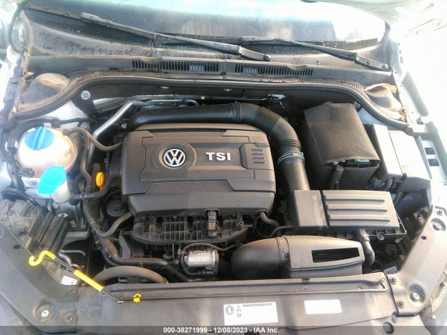 3VWL17AJ8HM406432 Volkswagen JETTA