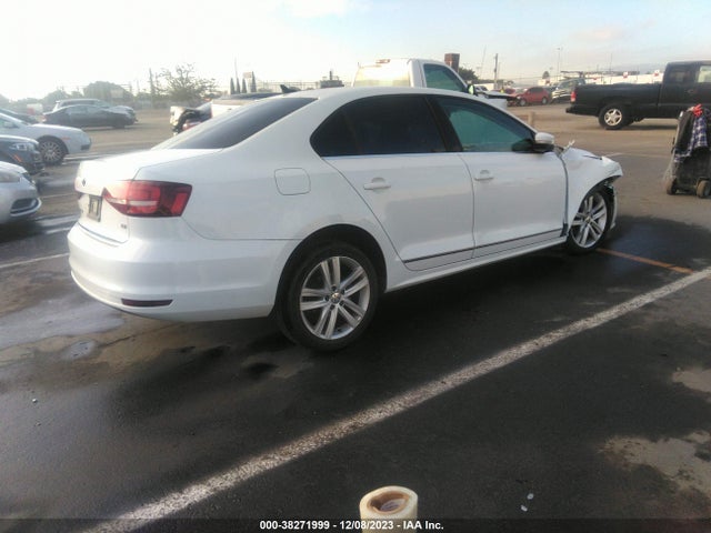 3VWL17AJ8HM406432 Volkswagen JETTA