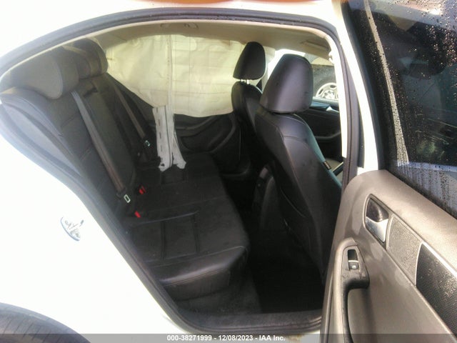 3VWL17AJ8HM406432 Volkswagen JETTA