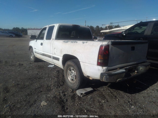 2002 CHEVROLET SILVERADO 1500 LS VIN: 2GCEC19TX21117513