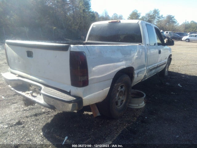 2002 CHEVROLET SILVERADO 1500 LS VIN: 2GCEC19TX21117513