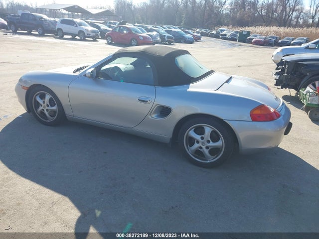 1999 PORSCHE BOXSTER WP0CA2981XU621152 Photo 2