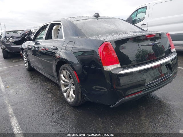 2C3CCAAG9KH755558 Chrysler 300 Touring