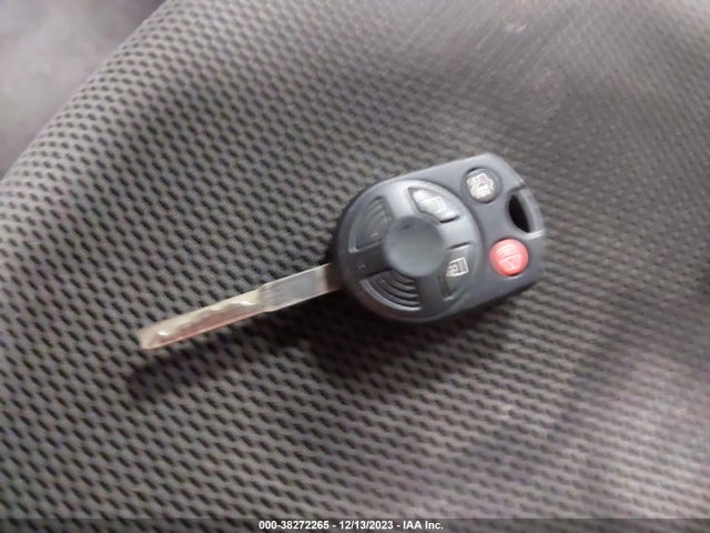 2014 FORD FOCUS SE VIN: 1FADP3F24EL158859