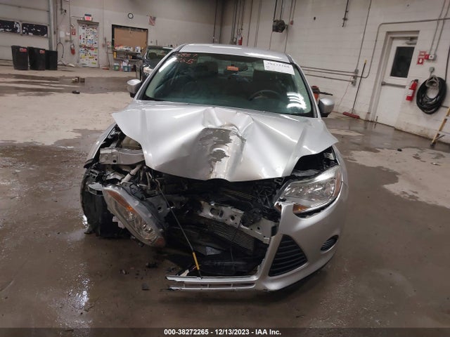 2014 FORD FOCUS SE VIN: 1FADP3F24EL158859